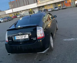 Toyota Prius – samochód kategorii Ekonomiczny, Komfort na wynajem w Gruzji ✓ Depozyt 300 GEL ✓ Ubezpieczenie: OC, CDW, Pasażerowie.