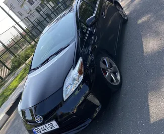 Wypożyczalnia Toyota Prius w Kutaisi, Gruzja ✓ Nr 7742. ✓ Skrzynia Automatyczna ✓ Opinii: 0.