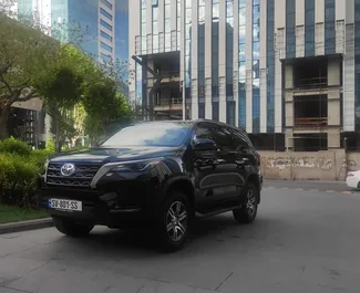 Wynajem samochodu Toyota Fortuner nr 8141 (Automatyczna) w Tbilisi, z silnikiem 2,4l. Diesel ➤ Bezpośrednio od Tamaz w Gruzji.