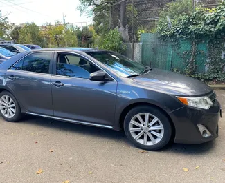 Wynajem samochodu Toyota Camry nr 8027 (Automatyczna) w Tbilisi, z silnikiem 1,6l. Benzyna ➤ Bezpośrednio od Danieli w Gruzji.