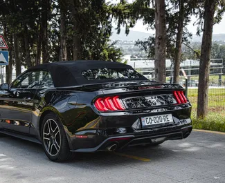 Ford Mustang Cabrio 2018 do wynajęcia w Tbilisi. Limit przebiegu nieograniczony.