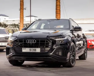 Wypożyczalnia Audi Q8 w Dubaju, ZEA ✓ Nr 4926. ✓ Skrzynia Automatyczna ✓ Opinii: 0.