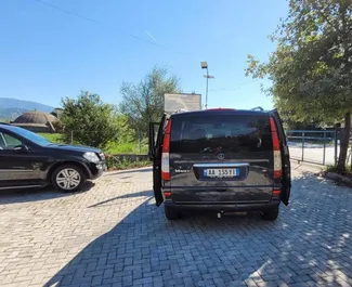 Wynajem samochodu Mercedes-Benz Viano nr 8054 (Automatyczna) na lotnisku w Tiranie, z silnikiem 3,2l. Diesel ➤ Bezpośrednio od Bruno w Albanii.