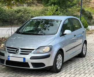 Wypożyczalnia Volkswagen Golf Plus na lotnisku w Tiranie, Albania ✓ Nr 8055. ✓ Skrzynia Automatyczna ✓ Opinii: 0.