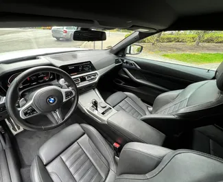Silnik Benzyna 3,0 l – Wynajmij BMW M440i Cabrio w Pradze.