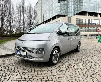 Wypożyczalnia Hyundai Staria w Pradze, Czechy ✓ Nr 8149. ✓ Skrzynia Manualna ✓ Opinii: 0.