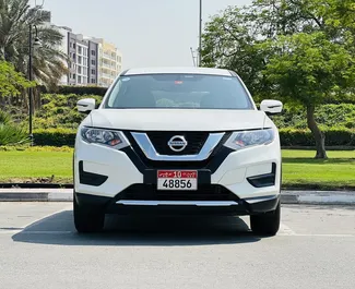 Wypożyczalnia Nissan X-Trail w Dubaju, ZEA ✓ Nr 8300. ✓ Skrzynia Automatyczna ✓ Opinii: 2.