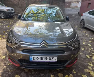 Wynajem samochodu Citroen C4 X nr 8392 (Automatyczna) na lotnisku w Tbilisi, z silnikiem 1,2l. Benzyna ➤ Bezpośrednio od Shota w Gruzji.