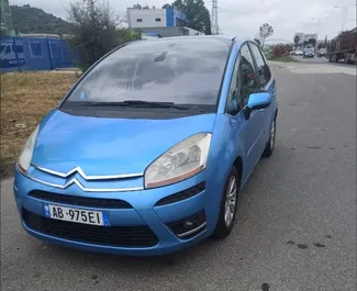 Wypożyczalnia Citroen C4 Picasso w Tiranie, Albania ✓ Nr 8421. ✓ Skrzynia Manualna ✓ Opinii: 0.