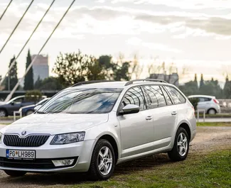 Wypożyczalnia Skoda Octavia Combi w Podgoricy, Czarnogóra ✓ Nr 7153. ✓ Skrzynia Automatyczna ✓ Opinii: 0.