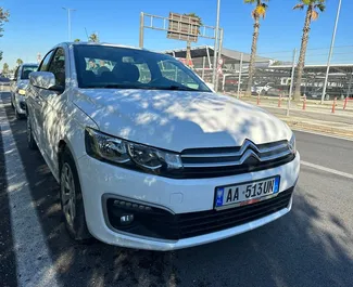 Silnik Diesel 1,6 l – Wynajmij Citroen C-Elysee w Tiranie.