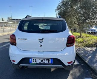 Wypożyczalnia Dacia Sandero Stepway w Tiranie, Albania ✓ Nr 8375. ✓ Skrzynia Manualna ✓ Opinii: 0.