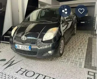 Wypożyczalnia Toyota Yaris w Tiranie, Albania ✓ Nr 8623. ✓ Skrzynia Manualna ✓ Opinii: 0.