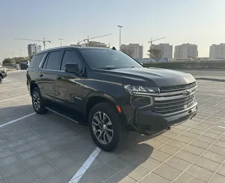 Wypożyczalnia Chevrolet Tahoe w Dubaju, ZEA ✓ Nr 8552. ✓ Skrzynia Automatyczna ✓ Opinii: 2.