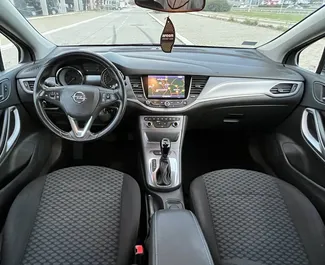 Wynajmij Opel Astra 2018 w Serbii. Paliwo: Diesel. Moc: 136 KM ➤ Koszt od 35 EUR za dobę.