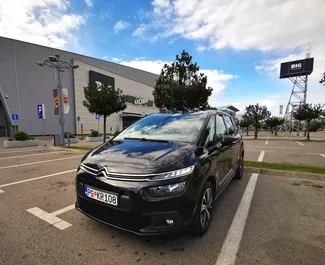 Wypożyczalnia Citroen C4 Grand Picasso w Podgoricy, Czarnogóra ✓ Nr 8794. ✓ Skrzynia Automatyczna ✓ Opinii: 0.