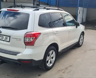 Silnik Benzyna 2,5 l – Wynajmij Subaru Forester w Tbilisi.