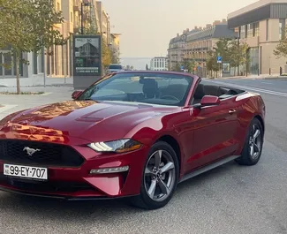 Wypożyczalnia Ford Mustang Cabrio na lotnisku w Baku, Azerbejdżan ✓ Nr 8572. ✓ Skrzynia Automatyczna ✓ Opinii: 0.