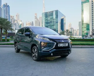 Wypożyczalnia Mitsubishi Xpander w Dubaju, ZEA ✓ Nr 8731. ✓ Skrzynia Automatyczna ✓ Opinii: 0.