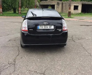 Toyota Prius – samochód kategorii Ekonomiczny, Komfort na wynajem w Gruzji ✓ Depozyt 300 GEL ✓ Ubezpieczenie: OC, CDW, Pasażerowie.