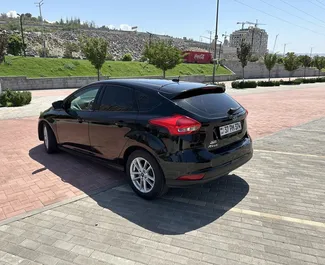 Ford Focus 2018 do wynajęcia w Erewaniu. Limit przebiegu nieograniczony.