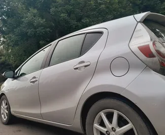 Wynajem samochodu Toyota Prius C nr 9185 (Automatyczna) w Tbilisi, z silnikiem 1,5l. Benzyna ➤ Bezpośrednio od Natia w Gruzji.