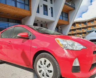 Wypożyczalnia Toyota Prius C w Tbilisi, Gruzja ✓ Nr 9232. ✓ Skrzynia Automatyczna ✓ Opinii: 0.