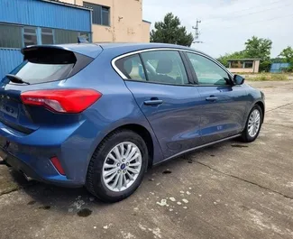 Wynajmij Ford Focus 2019 w Serbii. Paliwo: Diesel. Moc: 120 KM ➤ Koszt od 30 EUR za dobę.