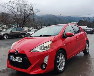 Wypożyczalnia Toyota Prius C w Tbilisi, Gruzja ✓ Nr 9302. ✓ Skrzynia Automatyczna ✓ Opinii: 0.