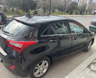 Wynajem samochodu Hyundai i30 nr 9031 (Automatyczna) na lotnisku w Tiranie, z silnikiem 1,6l. Diesel ➤ Bezpośrednio od Romeo w Albanii.