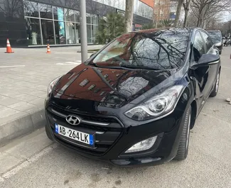 Wypożyczalnia Hyundai i30 na lotnisku w Tiranie, Albania ✓ Nr 9031. ✓ Skrzynia Automatyczna ✓ Opinii: 1.