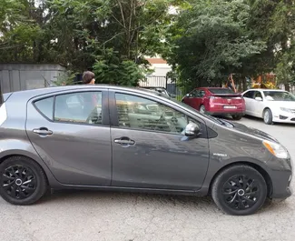 Silnik Hybryda 1,5 l – Wynajmij Toyota Prius C w Tbilisi.