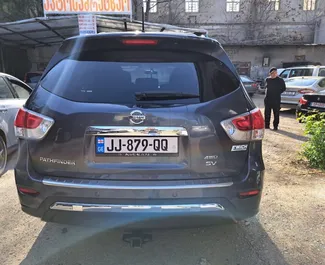 Silnik Benzyna 3,5 l – Wynajmij Nissan Pathfinder w Tbilisi.