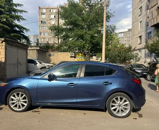 Wynajmij Mazda 3 2018 w Gruzji. Paliwo: Benzyna. Moc: 223 KM ➤ Koszt od 125 GEL za dobę.