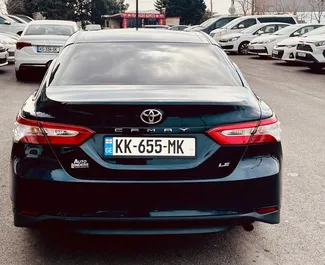 Silnik Benzyna 2,5 l – Wynajmij Toyota Camry na lotnisku w Tbilisi.