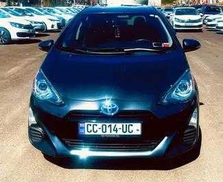 Wynajem samochodu Toyota Prius C nr 9558 (Automatyczna) na lotnisku w Tbilisi, z silnikiem 1,5l. Benzyna ➤ Bezpośrednio od Beka w Gruzji.