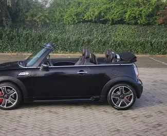 Mini Cooper S – samochód kategorii Komfort, Premium, Cabrio na wynajem w Czarnogórze ✓ Depozyt 200 EUR ✓ Ubezpieczenie: OC, CDW, SCDW, Od Kradzieży, Zagranica.