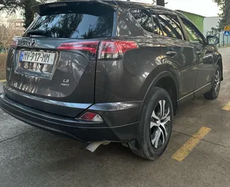 Silnik Benzyna 2,5 l – Wynajmij Toyota Rav4 w Tbilisi.