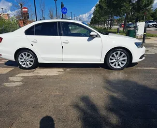 Wynajem samochodu Volkswagen Jetta nr 9572 (Automatyczna) w Tiranie, z silnikiem 2,0l. Diesel ➤ Bezpośrednio od Besmir w Albanii.