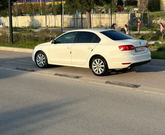 Wynajem samochodu Volkswagen Jetta nr 9574 (Automatyczna) w Tiranie, z silnikiem 2,0l. Diesel ➤ Bezpośrednio od Besmir w Albanii.