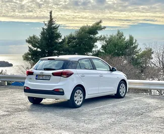 Wynajem samochodu Hyundai i20 nr 9395 (Automatyczna) w Budvie, z silnikiem 1,4l. Benzyna ➤ Bezpośrednio od Luka w Czarnogórze.