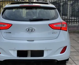 Silnik Diesel 1,4 l – Wynajmij Hyundai i30 w Tiranie.