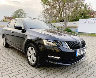 Wynajem samochodu Skoda Octavia nr 349 (Automatyczna) w Pradze, z silnikiem 1,5l. Benzyna ➤ Bezpośrednio od Alexander in Czechia.