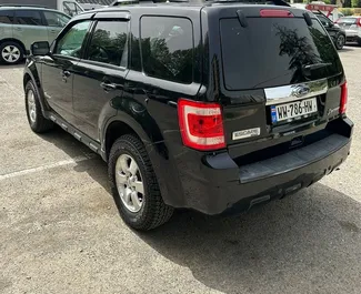 Ford Escape 2010 do wynajęcia w Tbilisi. Limit przebiegu nieograniczony.