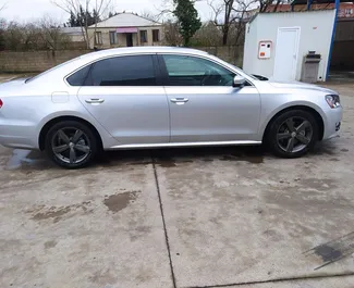 Volkswagen Passat – samochód kategorii Komfort, Premium na wynajem w Gruzji ✓ Depozyt 250 GEL ✓ Ubezpieczenie: OC, CDW, SCDW, FDW, Pasażerowie, Od Kradzieży, Bez Depozytu.