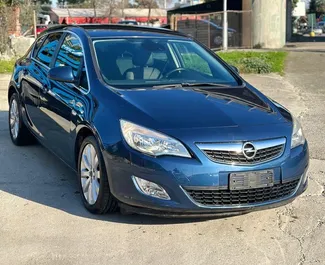 Wypożyczalnia Opel Astra w Durres, Albania ✓ Nr 9778. ✓ Skrzynia Manualna ✓ Opinii: 0.