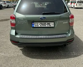 Silnik Benzyna 2,5 l – Wynajmij Subaru Forester w Tbilisi.