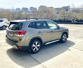 Subaru Forester Limited 2020 do wynajęcia w Tbilisi. Limit przebiegu nieograniczony.