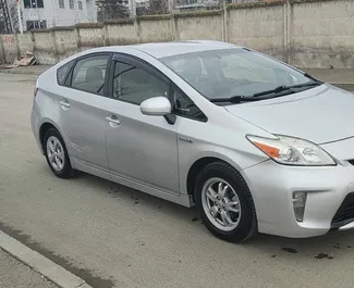 Wypożyczalnia Toyota Prius w Tbilisi, Gruzja ✓ Nr 9795. ✓ Skrzynia Automatyczna ✓ Opinii: 0.