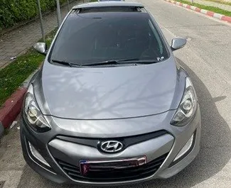 Wynajem samochodu Hyundai i30 nr 9680 (Automatyczna) w Tiranie, z silnikiem 1,4l. Diesel ➤ Bezpośrednio od Sara w Albanii.